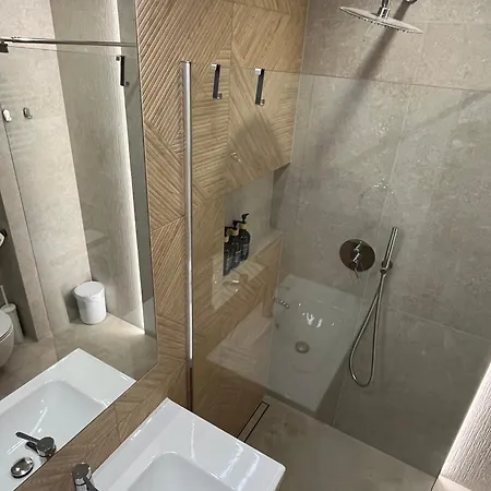 Nowy Saska, Z Parkingiem Apartamento Cracovia